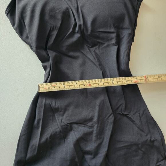 Vertvie Sleeveless Flare Jumsuit Women's XS Black Backless Bodycon Seamless NWT - Picture 14 of 16